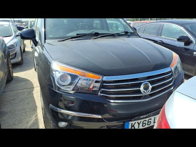 BUY SSANGYONG RODIUS TURISMO ELX 4X4 AU 2016 ELX, Newark Motor Auctions