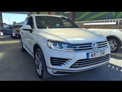 BUY VOLKSWAGEN TOUAREG V6 R-LINE + TDI B 2017 V6 R-LINE PLUS TDI BLUEMOTION TECHNOLOGY, Newark Motor Auctions