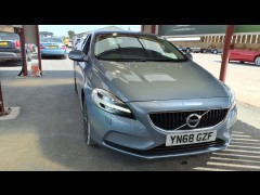 BUY VOLVO V40 MOMENTUM NAV + D3 2018 D3 MOMENTUM NAV PLUS, Newark Motor Auctions