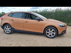 BUY VOLVO V40 CROSS COUNTRY LUX D2 2013 D2 CROSS COUNTRY LUX, Newark Motor Auctions