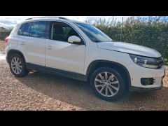 BUY VOLKSWAGEN TIGUAN SE TDI BLUETECH 4M 2013 SE TDI BLUEMOTION TECHNOLOGY 4MOTION, Newark Motor Auctions