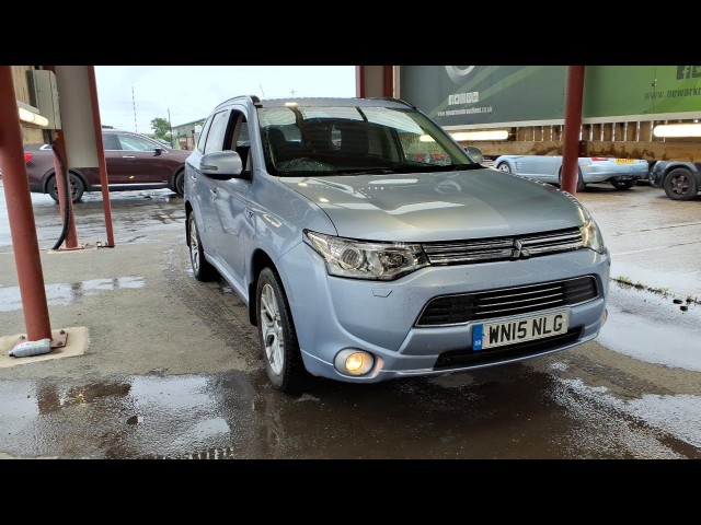 BUY MITSUBISHI OUTLANDER GX 4H PHEV AUTO 2015 PHEV GX 4H, Newark Motor Auctions