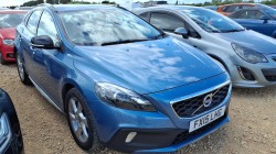 2015 VOLVO V40 CROSS COUNTRY LUX D2 D2 CROSS COUNTRY LUX 