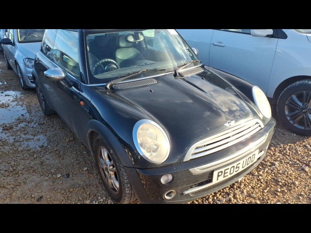 BUY MINI MINI COOPER 2005 COOPER, Newark Motor Auctions