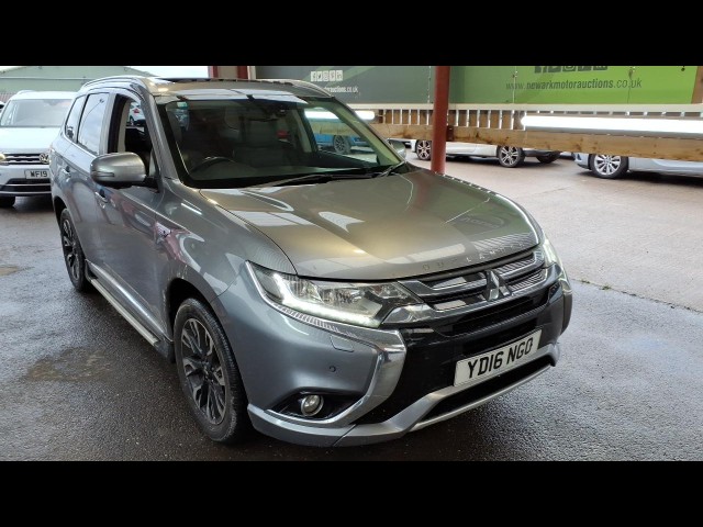 BUY MITSUBISHI OUTLANDER GX 5H PHEV S-A 2016 PHEV GX 5H, Newark Motor Auctions