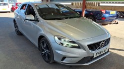 2019 VOLVO V40 R-DESIGN EDITION T2 T2 R-DESIGN EDITION 