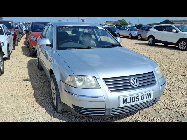BUY VOLKSWAGEN PASSAT HIGHLINE TDI 130 2005 HIGHLINE TDI (130BHP), Newark Motor Auctions