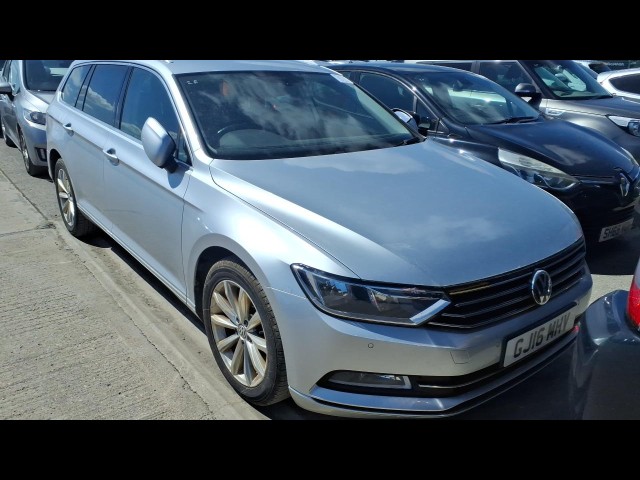 BUY VOLKSWAGEN PASSAT SE BUSINESS TDI BM 2016 SE BUSINESS TDI BLUEMOTION TECHNOLOGY, Newark Motor Auctions