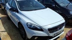 2014 VOLVO V40 CROSS COUNTRY LUX D2 D2 CROSS COUNTRY LUX 