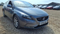 2015 VOLVO V40 SE LUX NAV D2 AUTO D2 SE LUX NAV 