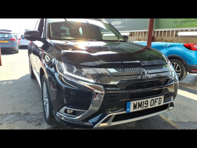 BUY MITSUBISHI OUTLANDER 4H PHEV CVT 2019 PHEV 4H, Newark Motor Auctions